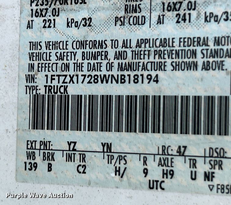 image for item NQ9816 1998 Ford F150 XL  SuperCab pickup truck