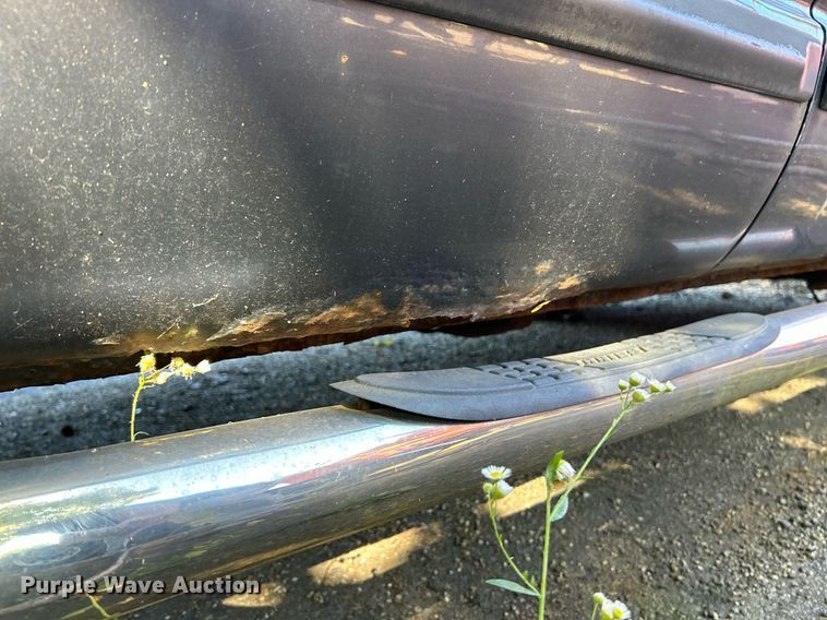 image for item NQ9818 2004 Dodge Ram 1500  Quad Cab pickup truck