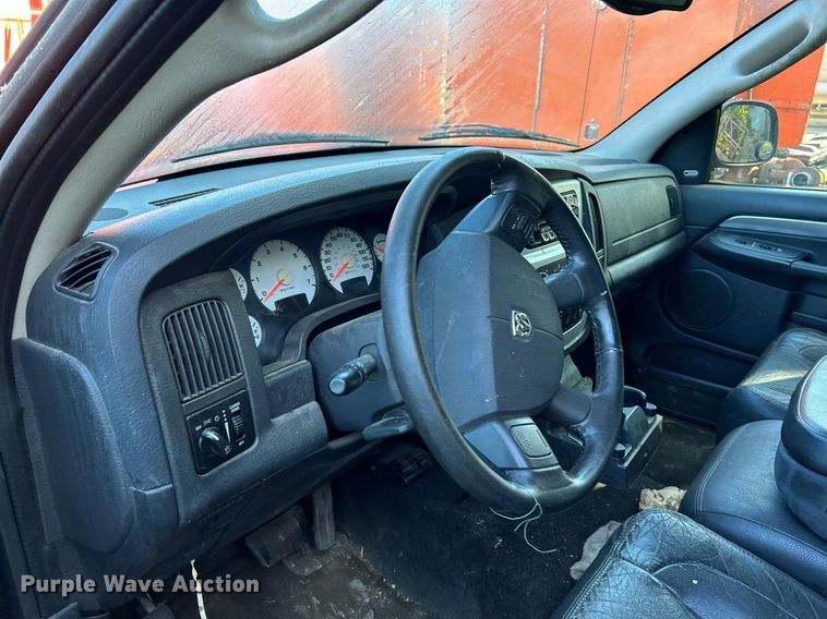image for item NQ9818 2004 Dodge Ram 1500  Quad Cab pickup truck