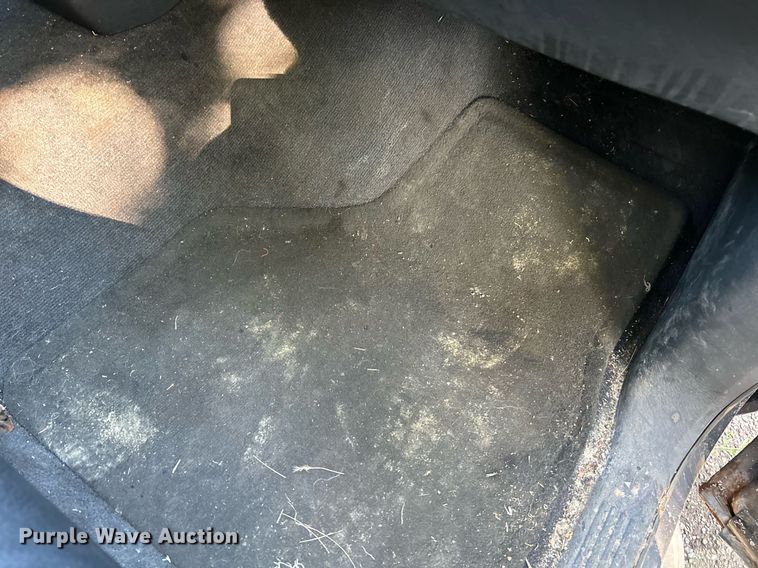 image for item NQ9818 2004 Dodge Ram 1500  Quad Cab pickup truck