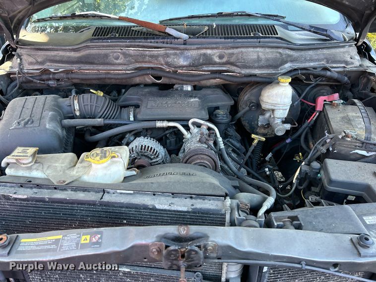 image for item NQ9818 2004 Dodge Ram 1500  Quad Cab pickup truck