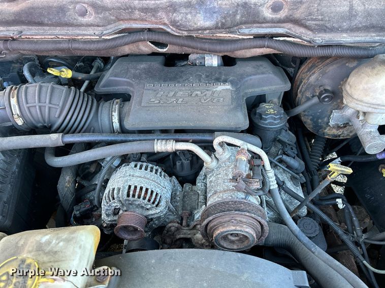 image for item NQ9818 2004 Dodge Ram 1500  Quad Cab pickup truck