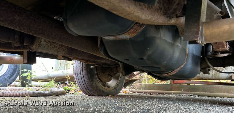 image for item NQ9818 2004 Dodge Ram 1500  Quad Cab pickup truck