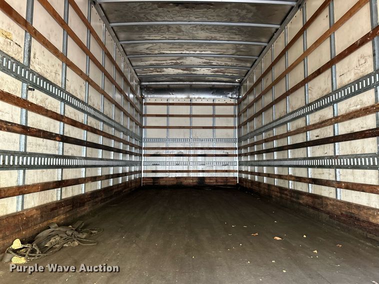 image for item NQ9831 2012 Hino 268  box truck