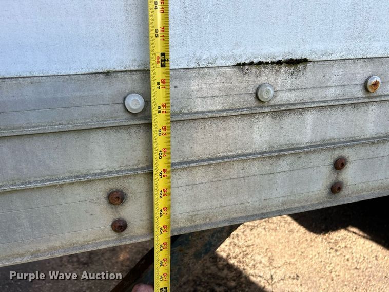 image for item NQ9831 2012 Hino 268  box truck