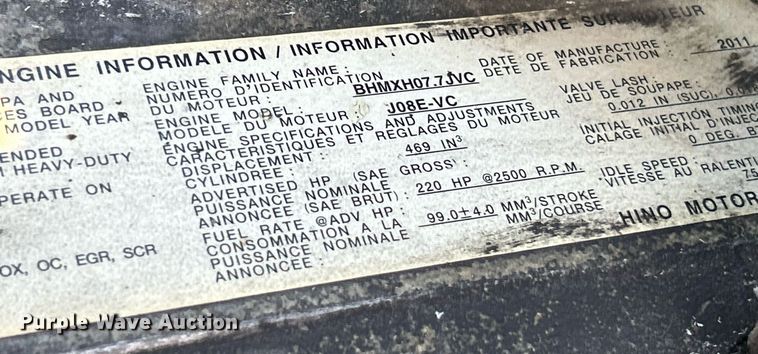 image for item NQ9831 2012 Hino 268  box truck