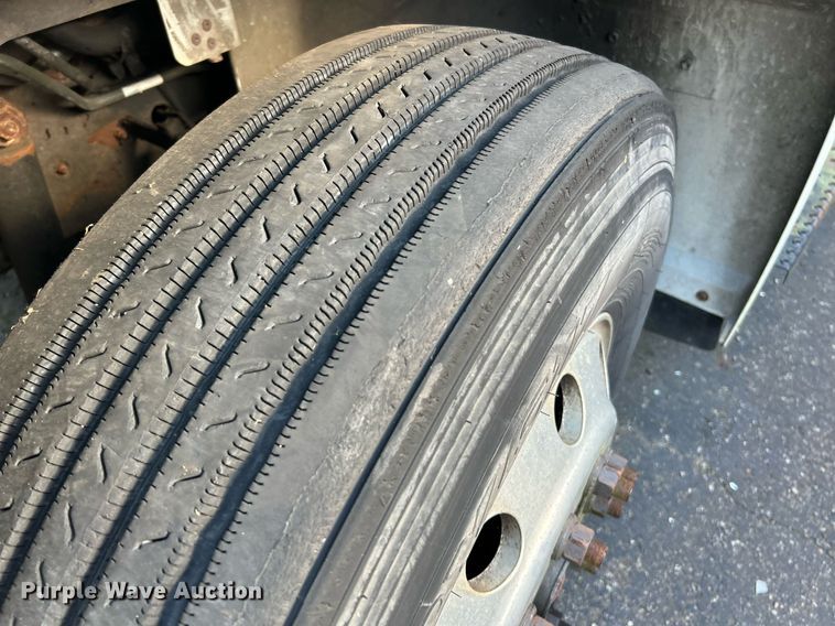 image for item NQ9831 2012 Hino 268  box truck