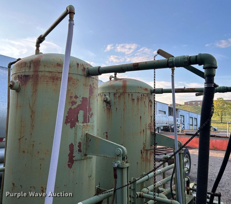 image for item NQ9833 Hydraulic oil separation system