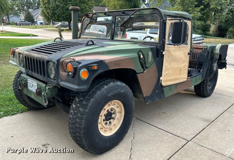 image for item NQ9851 1999 Am General M1097A2  HMMWV SUV