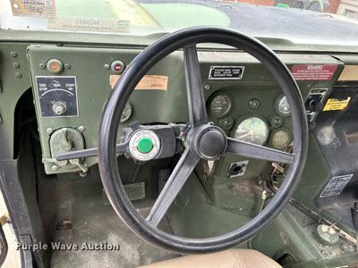 image for item NQ9851 1999 Am General M1097A2  HMMWV SUV