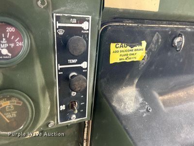 image for item NQ9851 1999 Am General M1097A2  HMMWV SUV