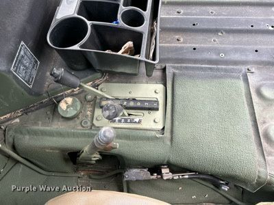 image for item NQ9851 1999 Am General M1097A2  HMMWV SUV