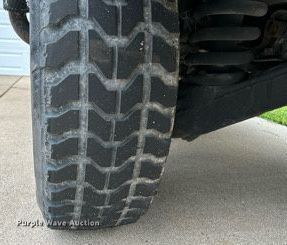 image for item NQ9851 1999 Am General M1097A2  HMMWV SUV