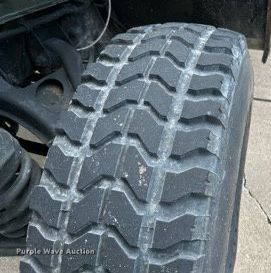 image for item NQ9851 1999 Am General M1097A2  HMMWV SUV