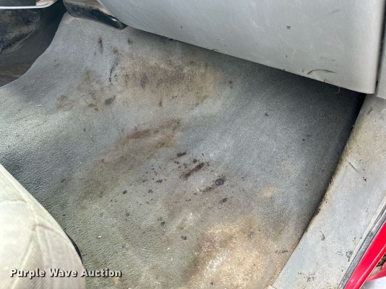 image for item NQ9861 2006 Ford F350 Super Duty XLT  Crew Cab pickup truck