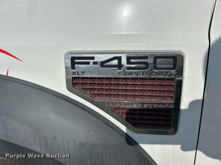image for item NQ9871 2008 Ford F450 Super Duty XLT  flatbed truck