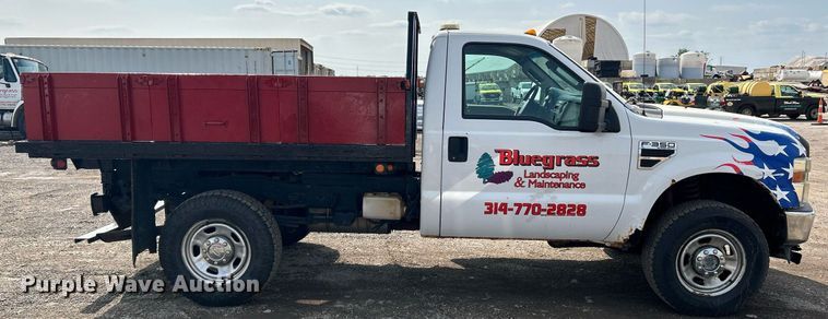 image for item NQ9875 2010 Ford F350 Super Duty XL  flatbed pickup truck