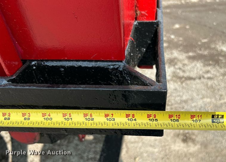 image for item NQ9875 2010 Ford F350 Super Duty XL  flatbed pickup truck