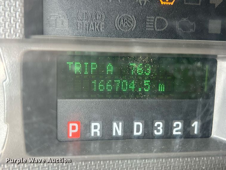 image for item NQ9875 2010 Ford F350 Super Duty XL  flatbed pickup truck