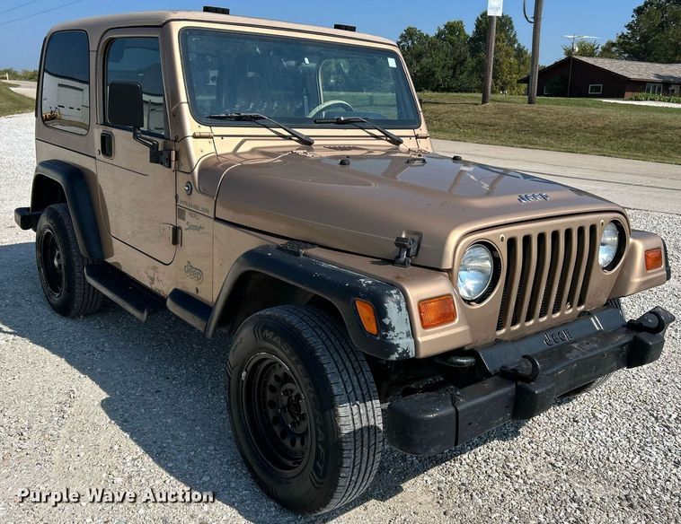 image for item NQ9878 1999 Jeep Wrangler Sport  SUV