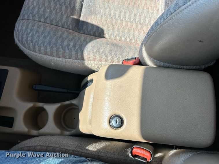 image for item NQ9878 1999 Jeep Wrangler Sport  SUV