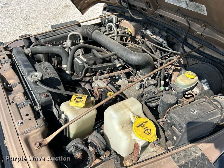 image for item NQ9878 1999 Jeep Wrangler Sport  SUV