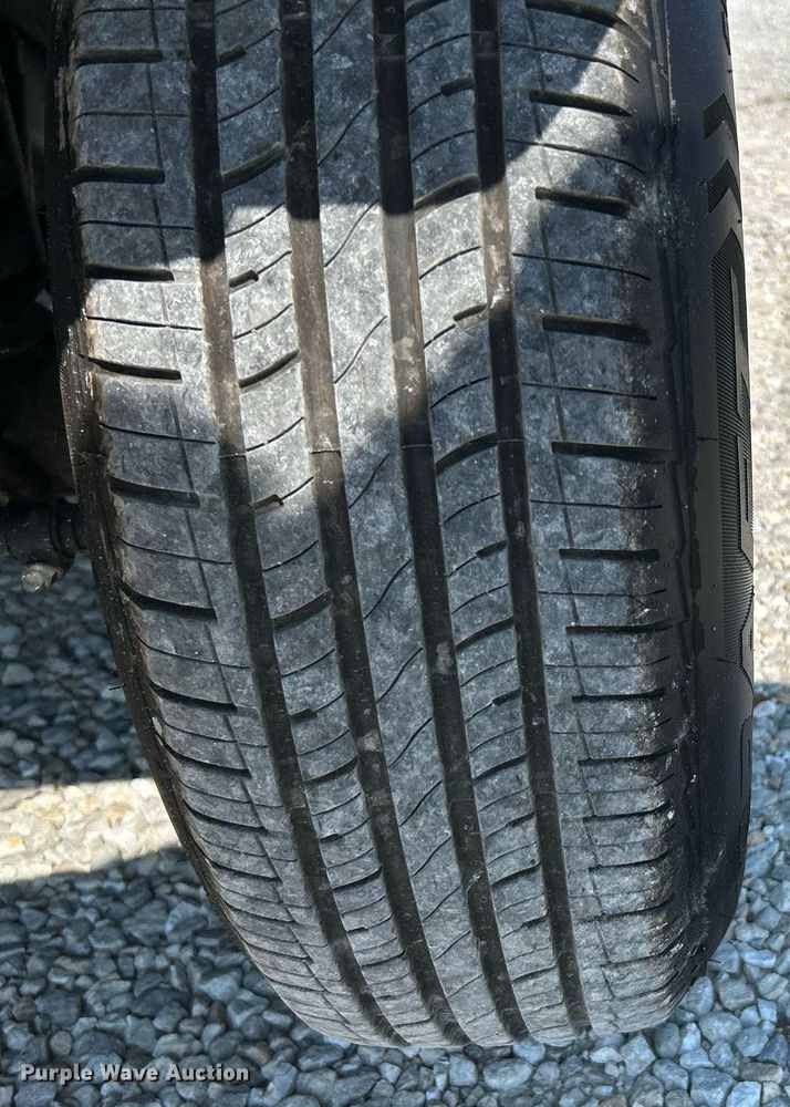 image for item NQ9878 1999 Jeep Wrangler Sport  SUV