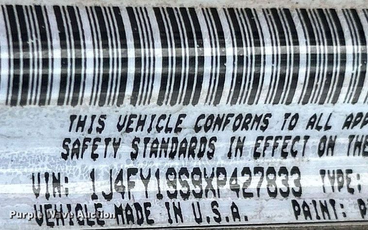 image for item NQ9878 1999 Jeep Wrangler Sport  SUV