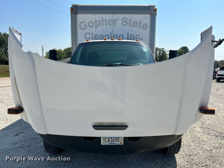 image for item NQ9879 2007 GMC C5  box truck