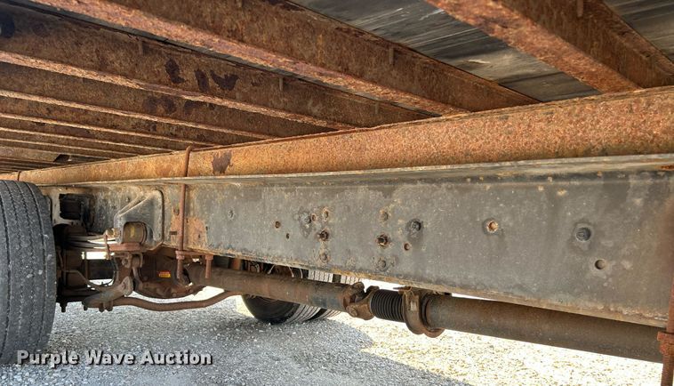 image for item NQ9879 2007 GMC C5  box truck