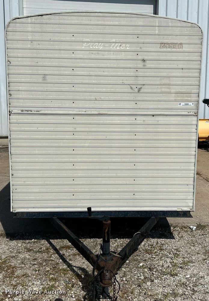 image for item NQ9880 1994 Play-Mor  enclosed cargo trailer