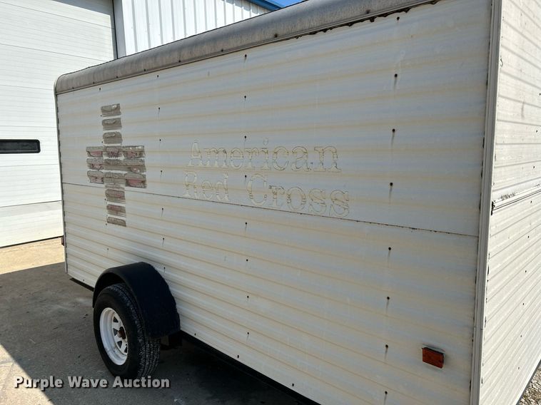 image for item NQ9880 1994 Play-Mor  enclosed cargo trailer