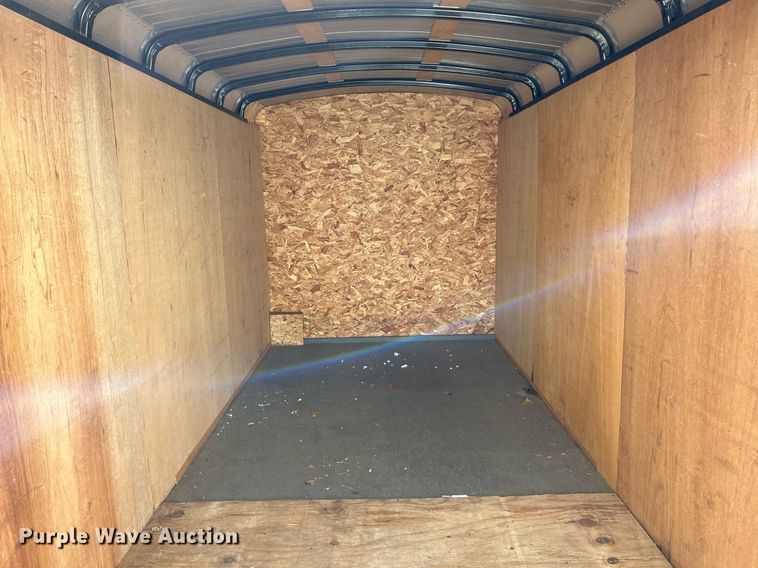 image for item NQ9880 1994 Play-Mor  enclosed cargo trailer