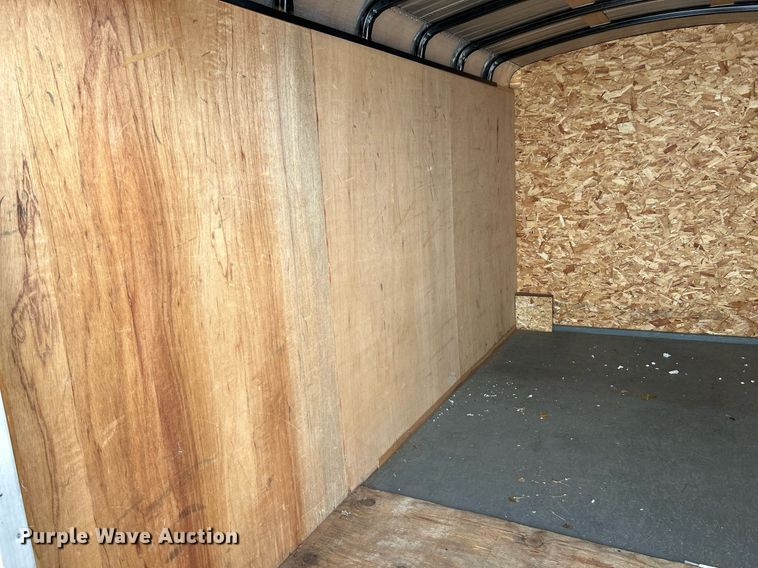 image for item NQ9880 1994 Play-Mor  enclosed cargo trailer