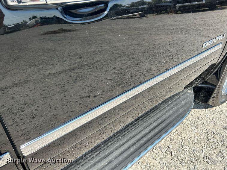 image for item NQ9881 2013 GMC Yukon Denali  SUV