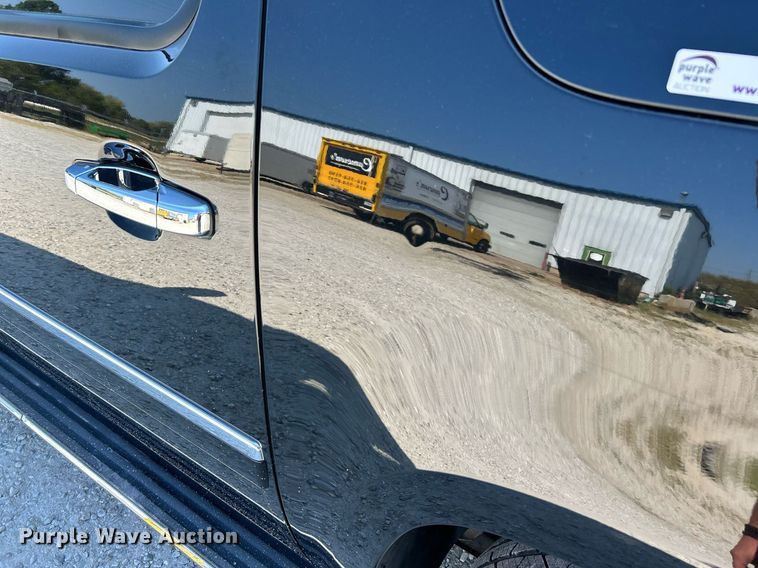 image for item NQ9881 2013 GMC Yukon Denali  SUV