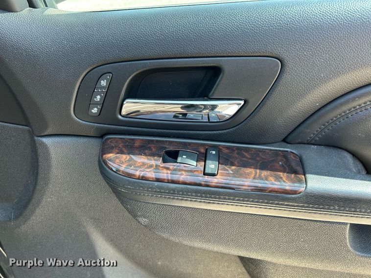 image for item NQ9881 2013 GMC Yukon Denali  SUV