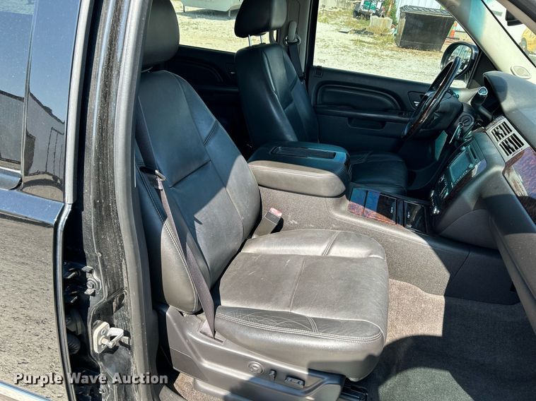 image for item NQ9881 2013 GMC Yukon Denali  SUV