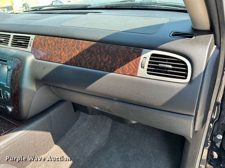 image for item NQ9881 2013 GMC Yukon Denali  SUV