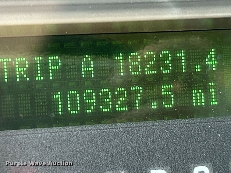 image for item NQ9882 2008 Ford F350 Super Duty XL  pickup truck