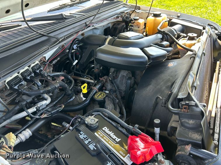 image for item NQ9882 2008 Ford F350 Super Duty XL  pickup truck