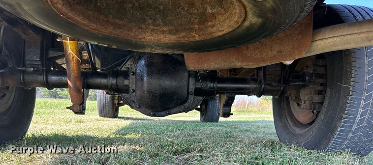 image for item NQ9882 2008 Ford F350 Super Duty XL  pickup truck