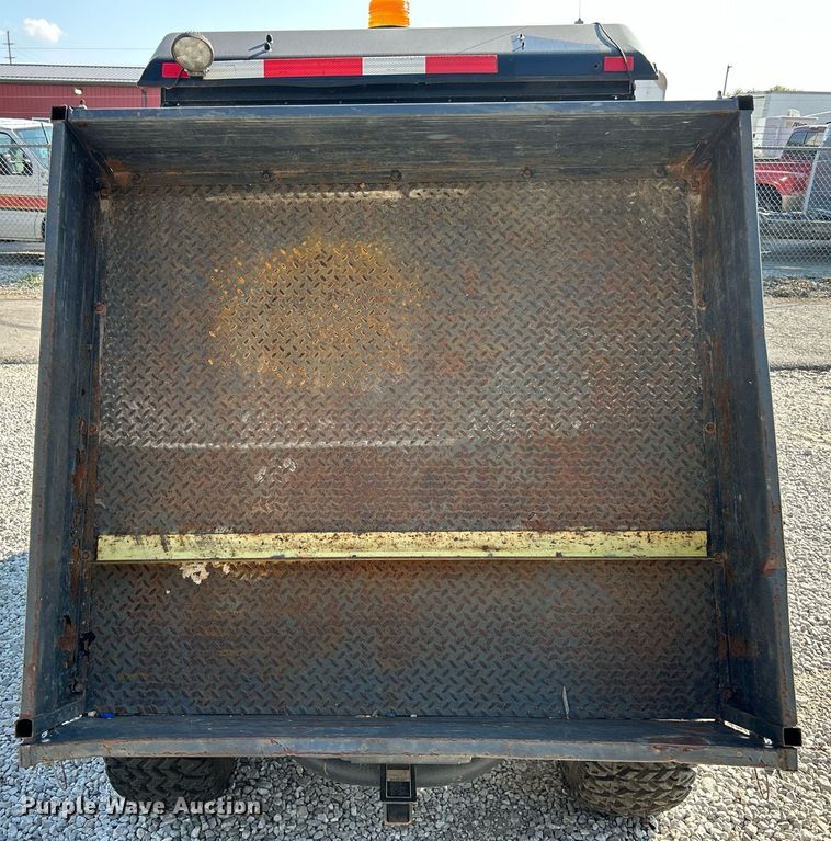 image for item NQ9883 2013 Kubota RTV900XT  utility vehicle