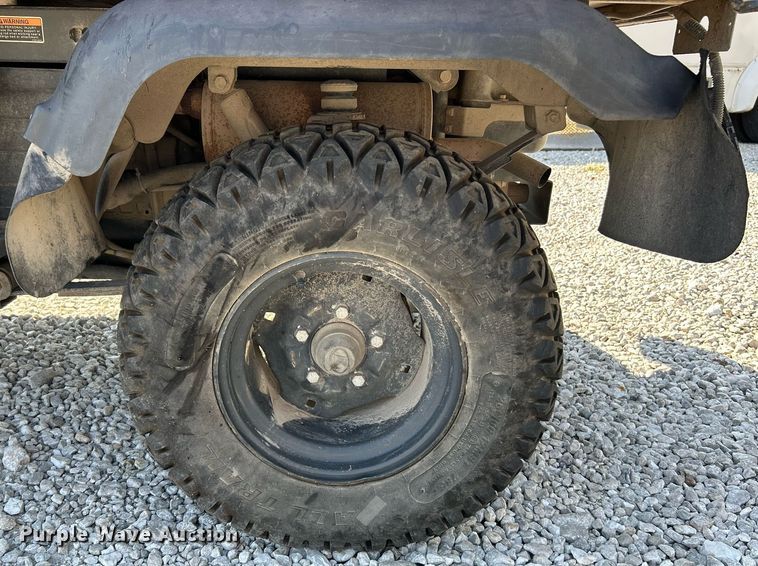 image for item NQ9883 2013 Kubota RTV900XT  utility vehicle