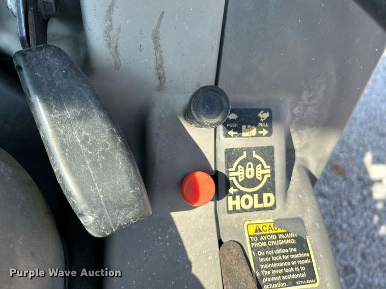 image for item NQ9884 2013 Kubota RTV1100  utility vehicle