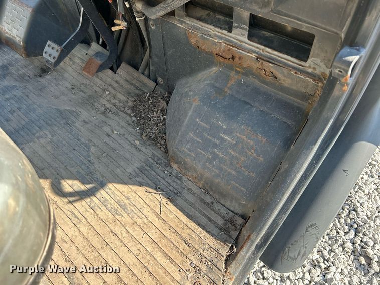 image for item NQ9884 2013 Kubota RTV1100  utility vehicle