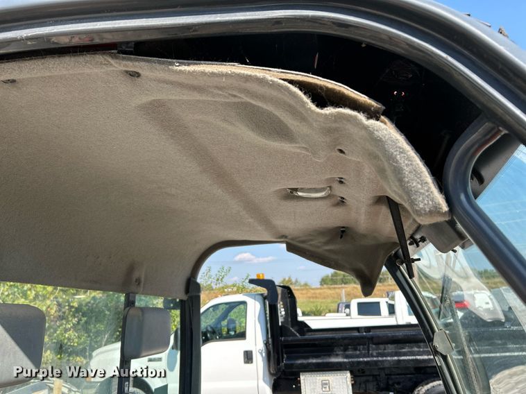 image for item NQ9884 2013 Kubota RTV1100  utility vehicle