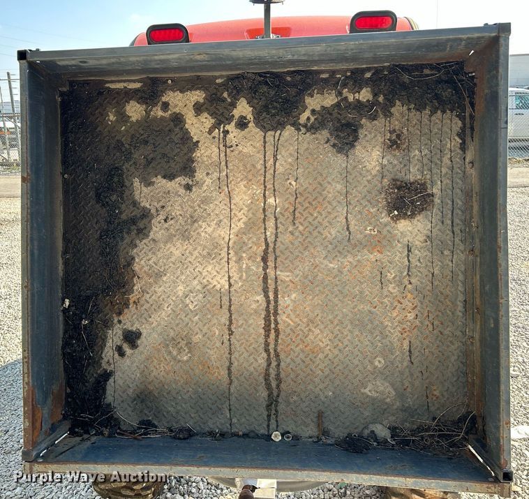 image for item NQ9884 2013 Kubota RTV1100  utility vehicle