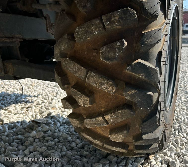 image for item NQ9884 2013 Kubota RTV1100  utility vehicle