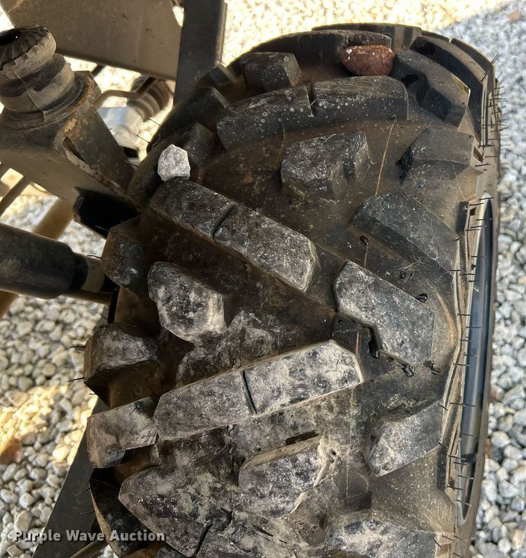 image for item NQ9884 2013 Kubota RTV1100  utility vehicle